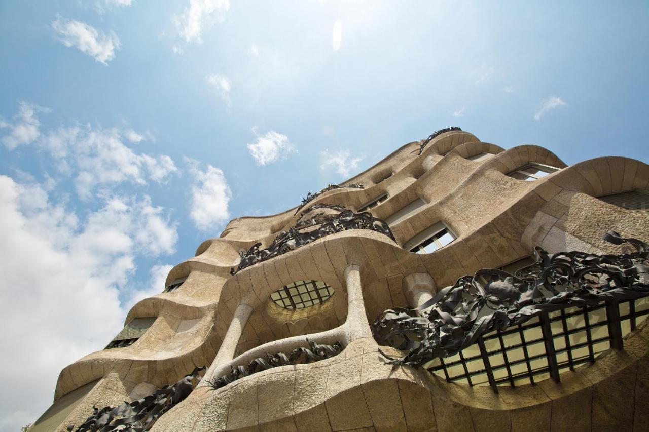 Muntanya - Apartments In Sagrada Familia Barcelona Eksteriør billede