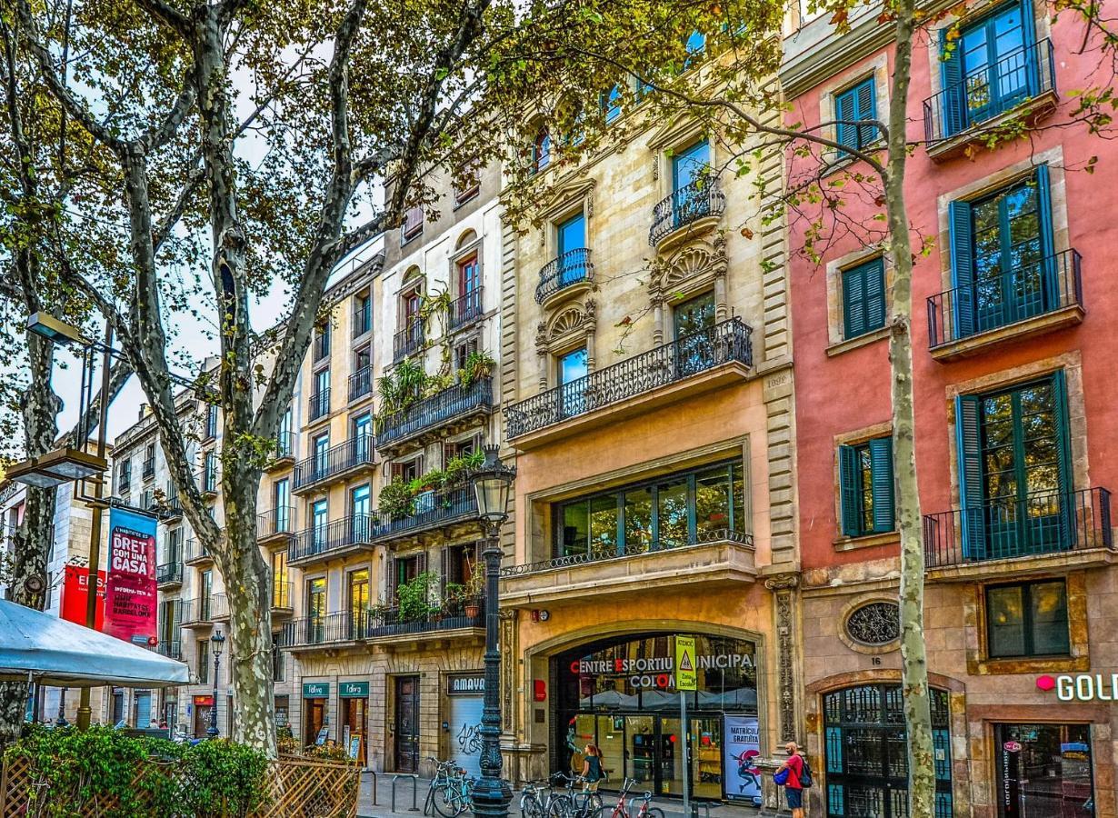 Muntanya - Apartments In Sagrada Familia Barcelona Eksteriør billede