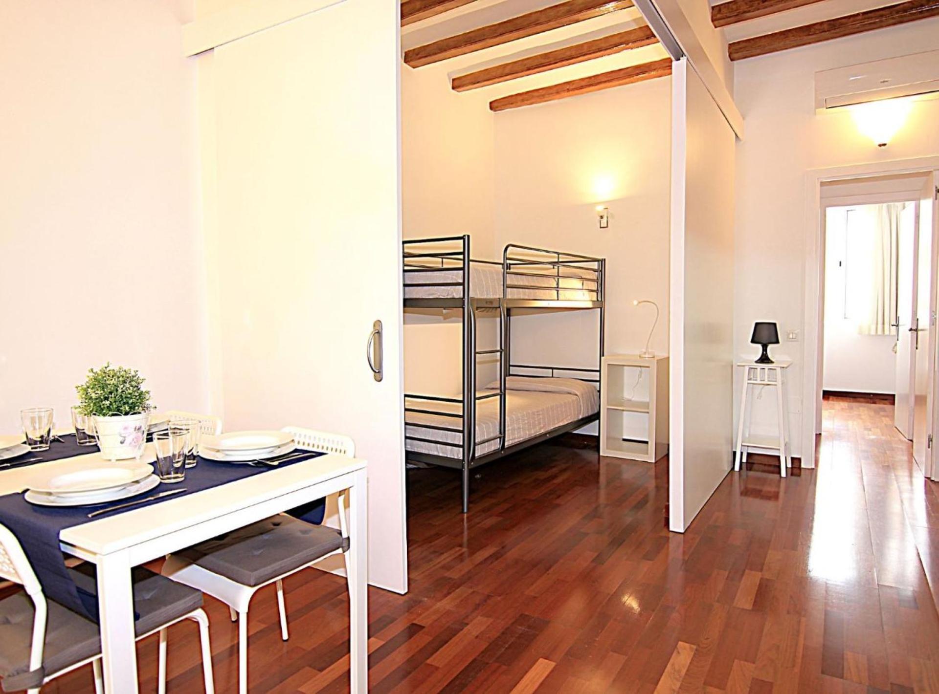 Muntanya - Apartments In Sagrada Familia Barcelona Eksteriør billede